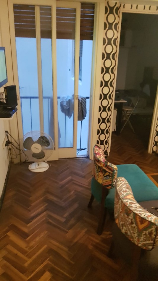 DEPARTAMENTO 2 AMB EN BELGRANO, VENDE!