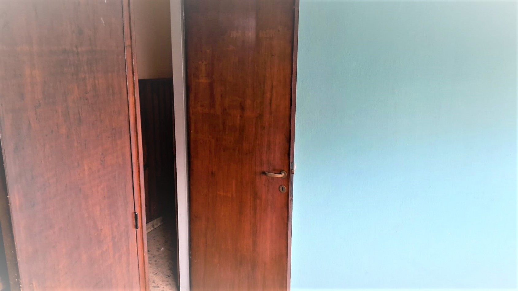 CASA CON LOCAL, 1 PH Y 2 COCHERAS EN VENTA EN LA TABLADA  NUEVO PRECIO!