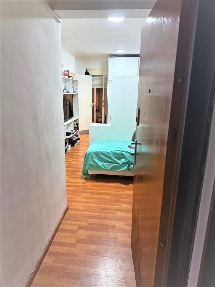 MONOAMBIENTE DE 33 M2 TOTALES EN RECOLETA CON PATIO PROPIO RETASADO!!!
