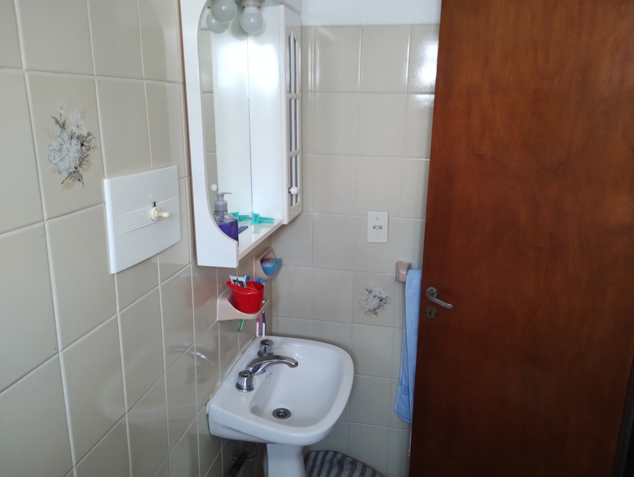 DUPLEX EN VENTA EN RAMOS MEJIA, RETASADO!