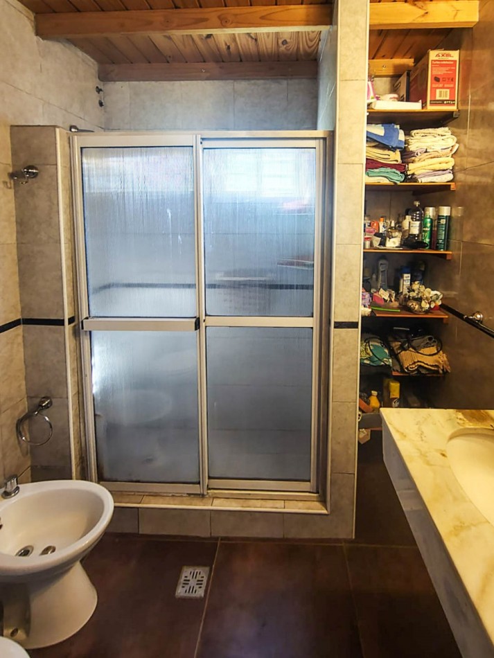 CASA QUINTA EN VENTA SOBRE LOTE DE 2250 M2 EN EL PARTIDO DE GENERAL RODRIGUEZ 