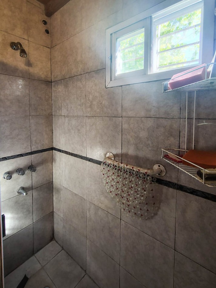 CASA QUINTA EN VENTA SOBRE LOTE DE 2250 M2 EN EL PARTIDO DE GENERAL RODRIGUEZ 