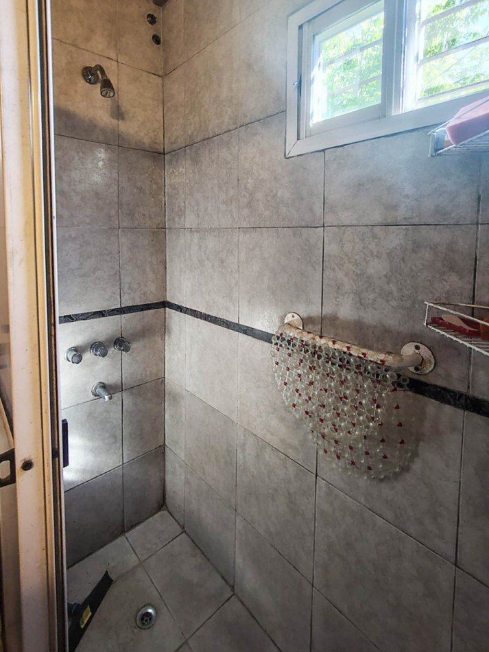 CASA QUINTA EN VENTA SOBRE LOTE DE 2250 M2 EN EL PARTIDO DE GENERAL RODRIGUEZ 