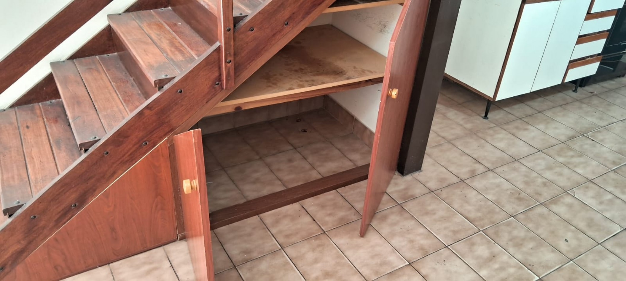 DEPARTAMENTO, DUPLEX, PH DE 2 AMBIENTES CON PATIO EN RAMOS MEJIA ALQUILER