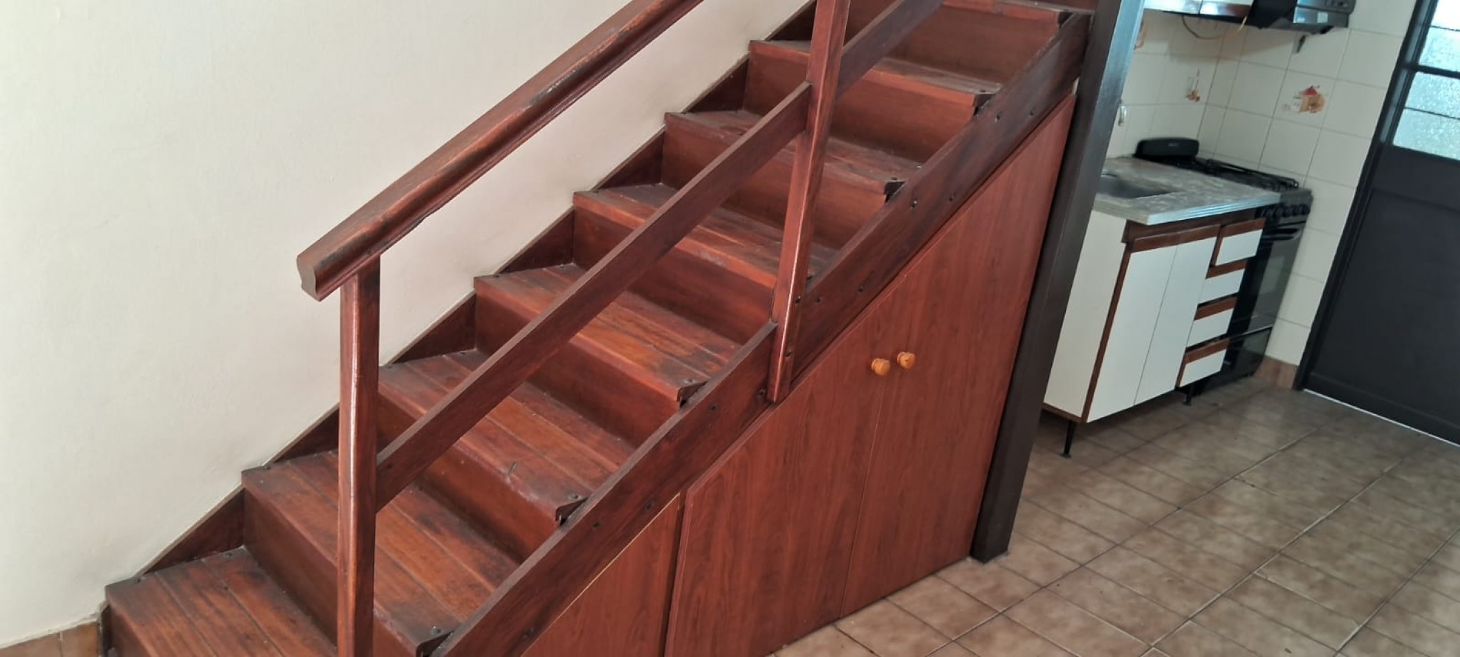 DEPARTAMENTO, DUPLEX, PH DE 2 AMBIENTES CON PATIO EN RAMOS MEJIA ALQUILER