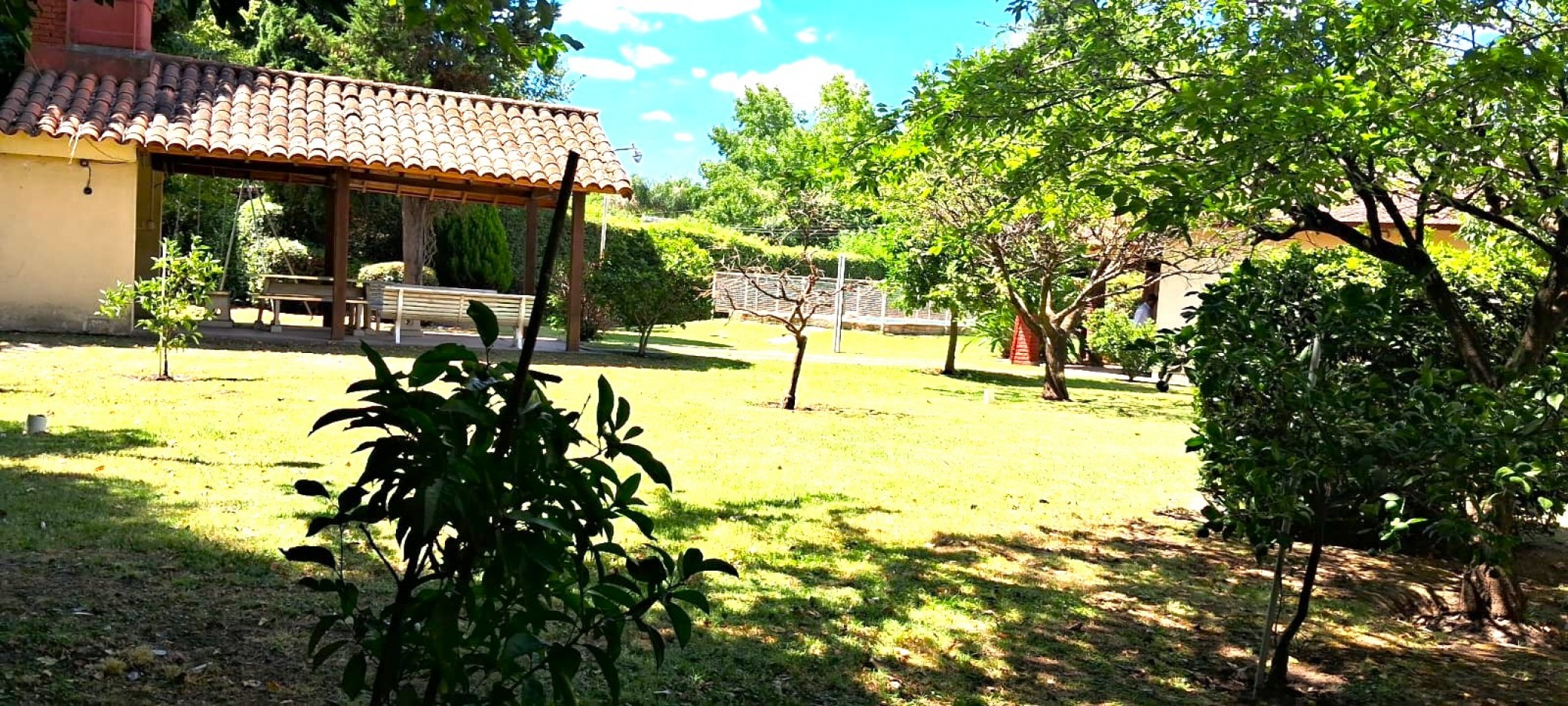 CASAQUINTA EN VENTA 2055M2.- FCO. ALVAREZ, SON TRES LOTES JUNTOS, DOS SON ADYASENTES Y UNO EN MARTILLO CON DOBLE ENTRADA