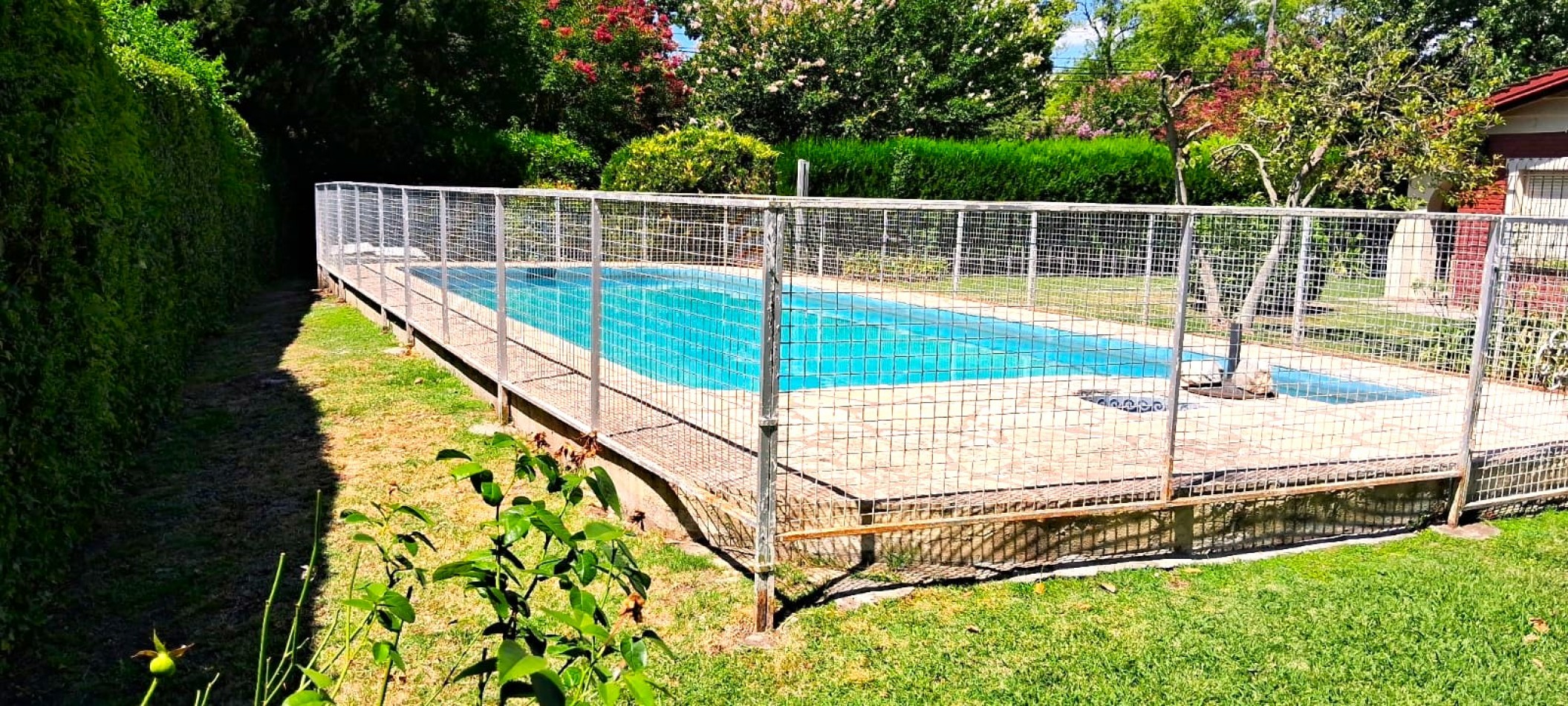 CASAQUINTA EN VENTA 2055M2.- FCO. ALVAREZ, SON TRES LOTES JUNTOS, DOS SON ADYASENTES Y UNO EN MARTILLO CON DOBLE ENTRADA