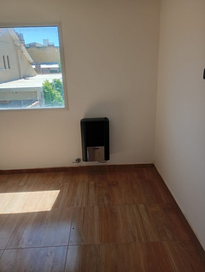 DUPLEX IMPERDIBLE EN MIRAMAR A ESTRENAR