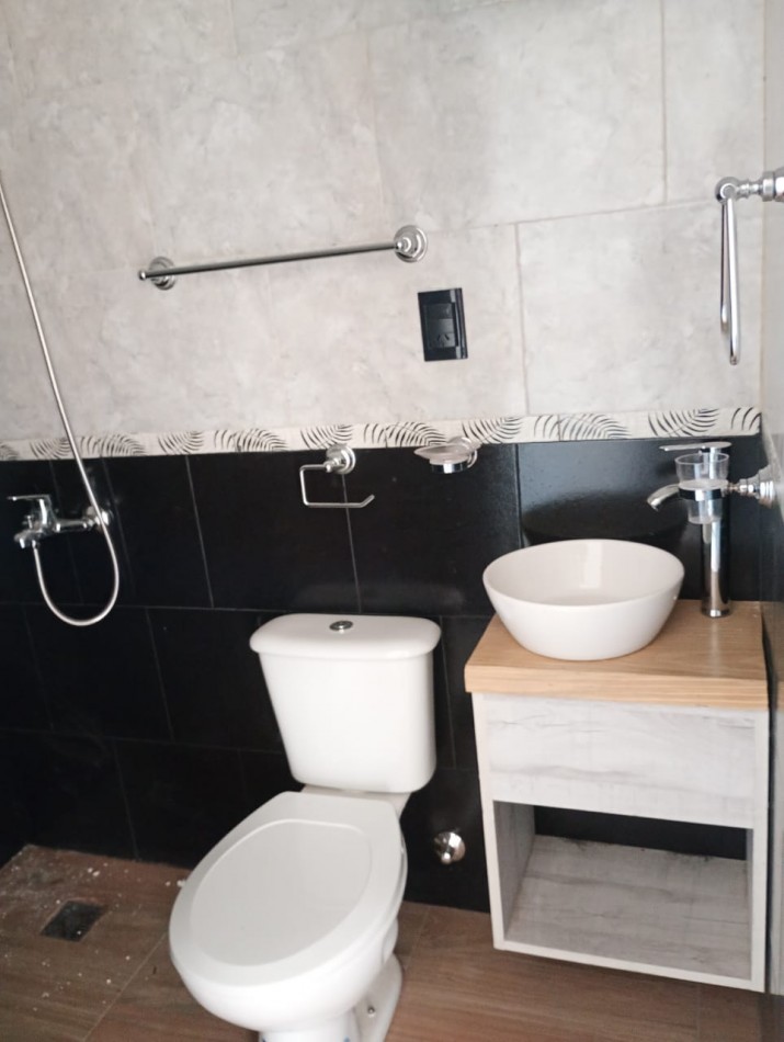 DUPLEX IMPERDIBLE EN MIRAMAR A ESTRENAR