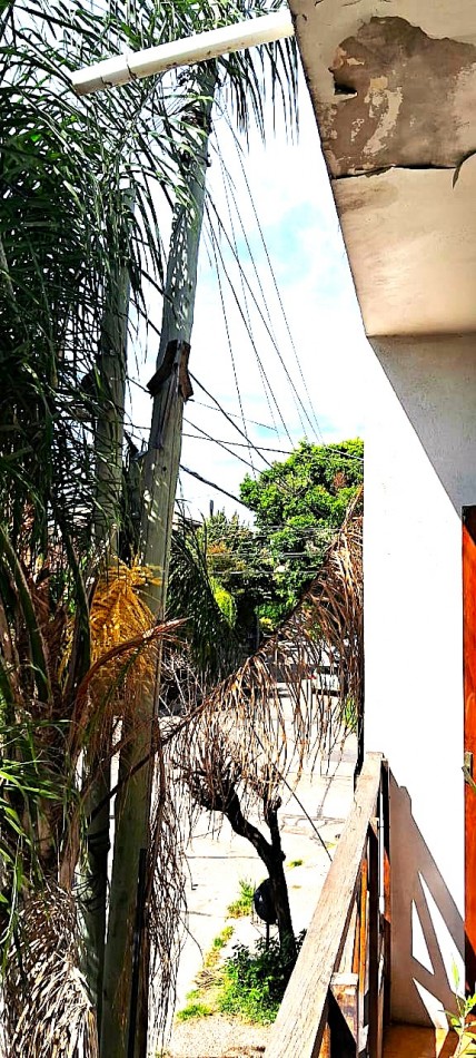 CASA DE 4 AMBIENTES  EN PH AL FRENTE EN SAN JUSTO RETASADA