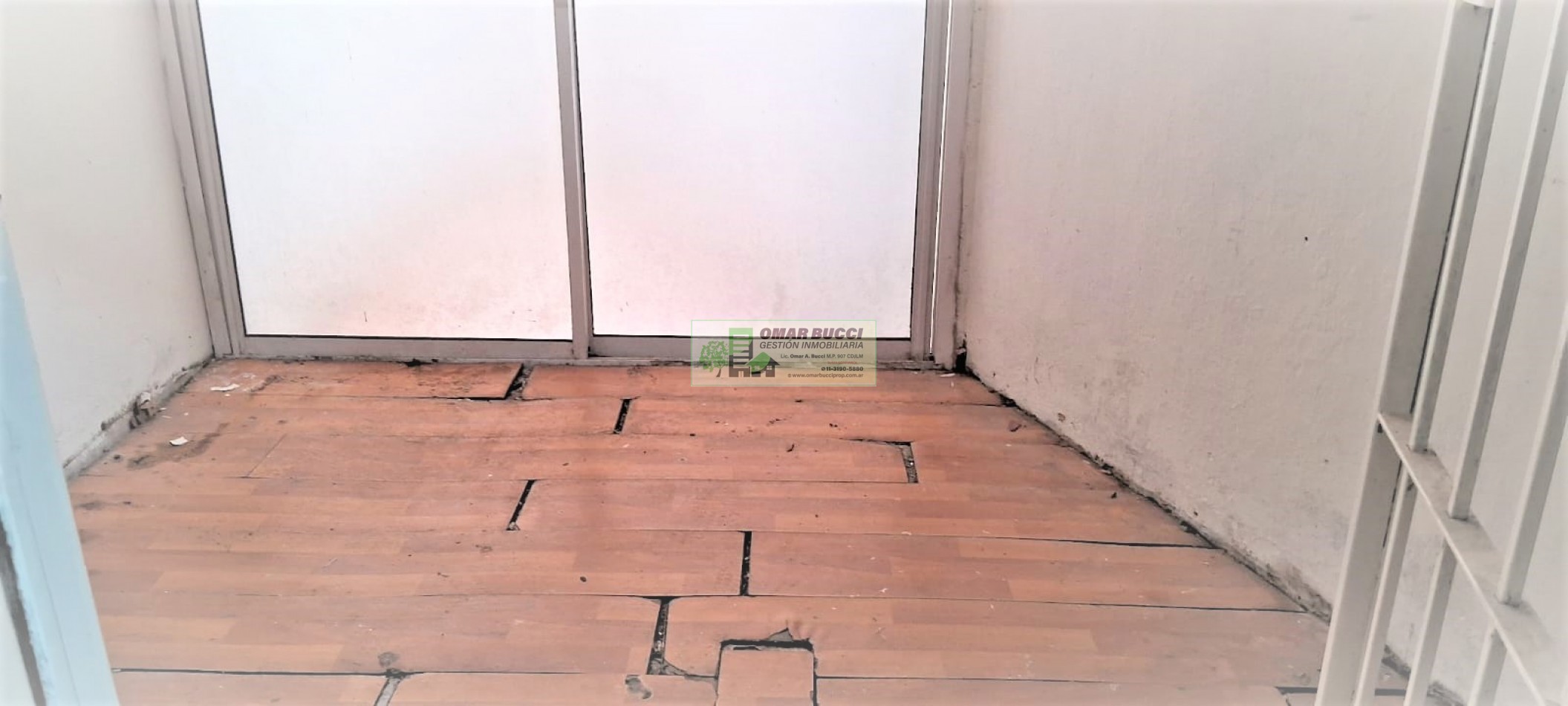 DEPARTAMENTO EN PB, EN RECOLETA, UN AMBIENTE, COCINA SEPARADA CON PATIO PROPIO DE 33 M2 NUEVO PRECIO!