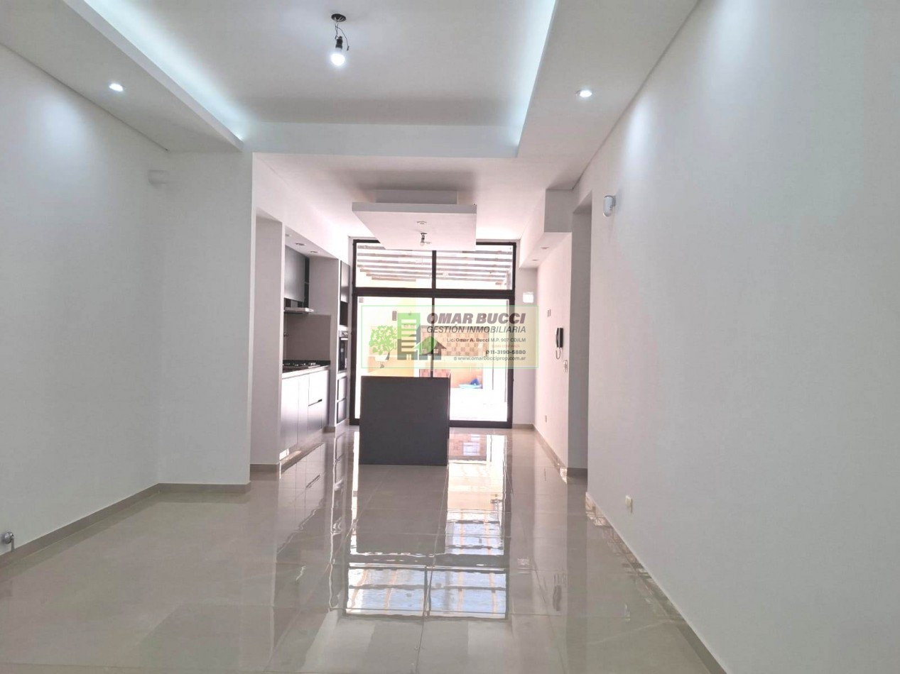 Casa de 4 Ambientes Planta Baja en Moron