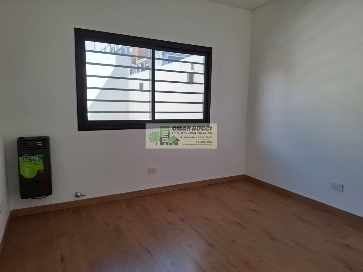 Casa de 4 Ambientes Planta Baja en Moron