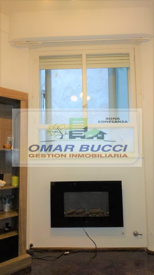 DEPARTAMENTO DE 2 AMBIENTES EN 1° PISO FRENTE A PLAZA SUSPENDIDA!