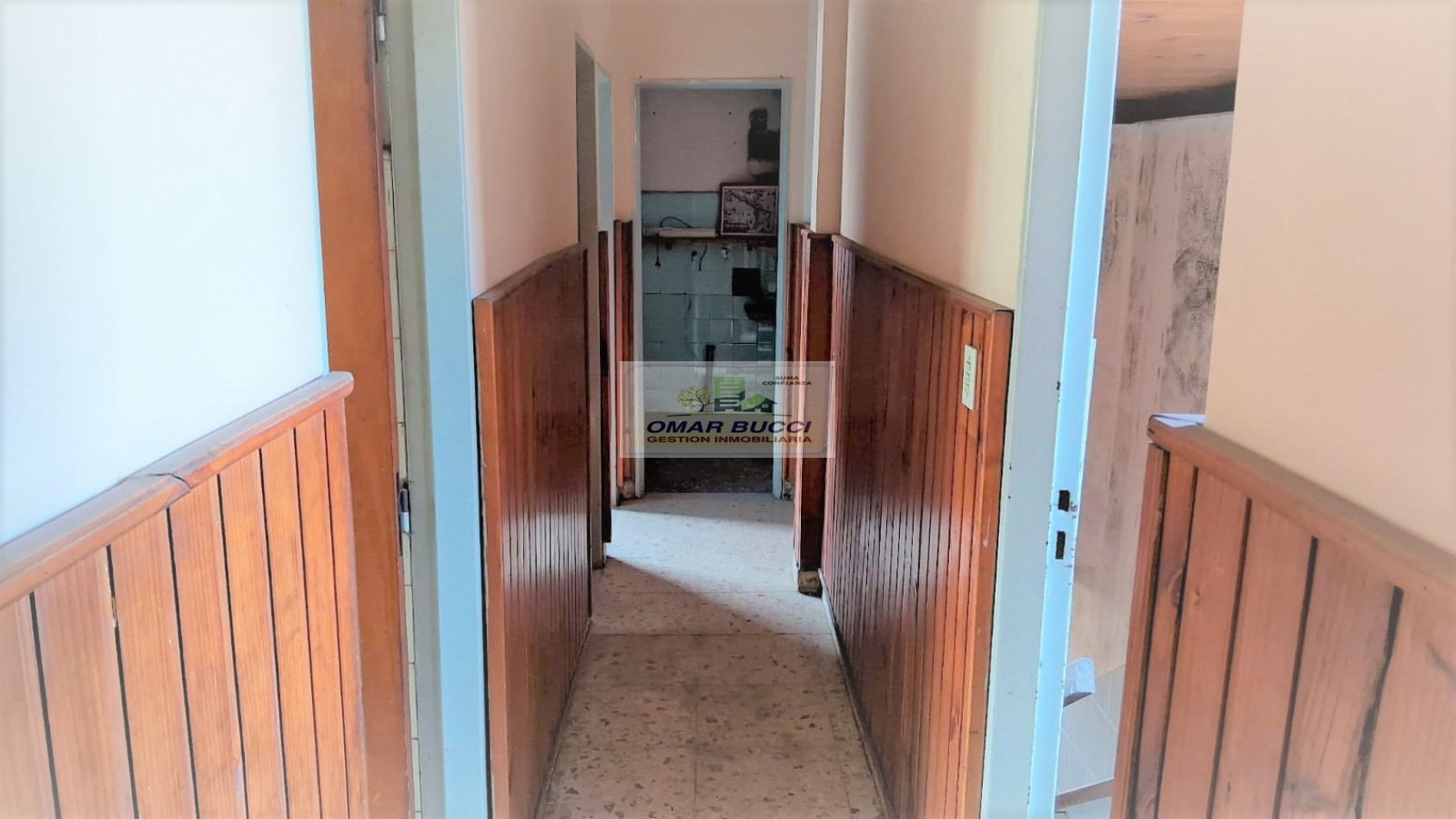 CASA CON LOCAL, 1 PH Y 2 COCHERAS EN VENTA EN LA TABLADA  RETAZADA