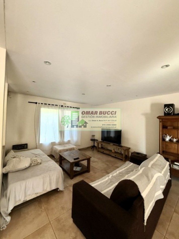 CASA 5 AMBIENTES CON COCHERA EN HAEDO, EXCELENTE ZONA!