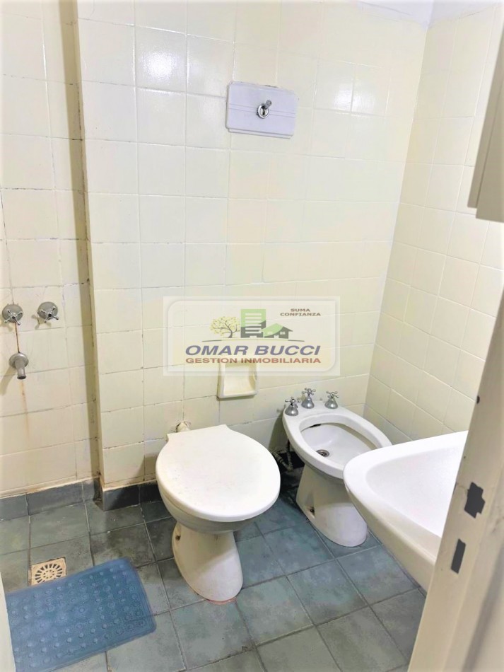 MONOAMBIENTE DE 33 M2 TOTALES EN RECOLETA CON PATIO PROPIO