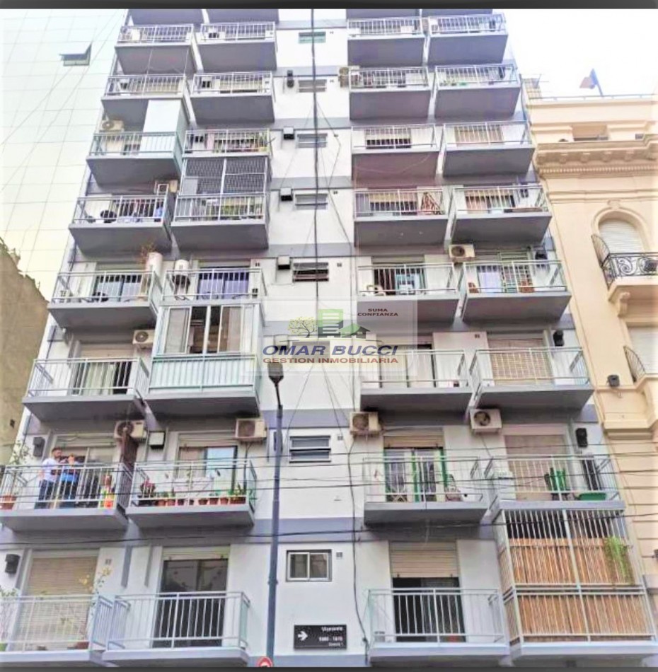 MONOAMBIENTE DE 33 M2 TOTALES EN RECOLETA CON PATIO PROPIO