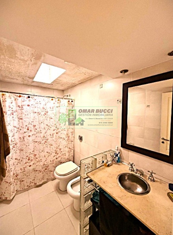 CASA 5 AMBIENTES CON COCHERA EN HAEDO, EXCELENTE ZONA!