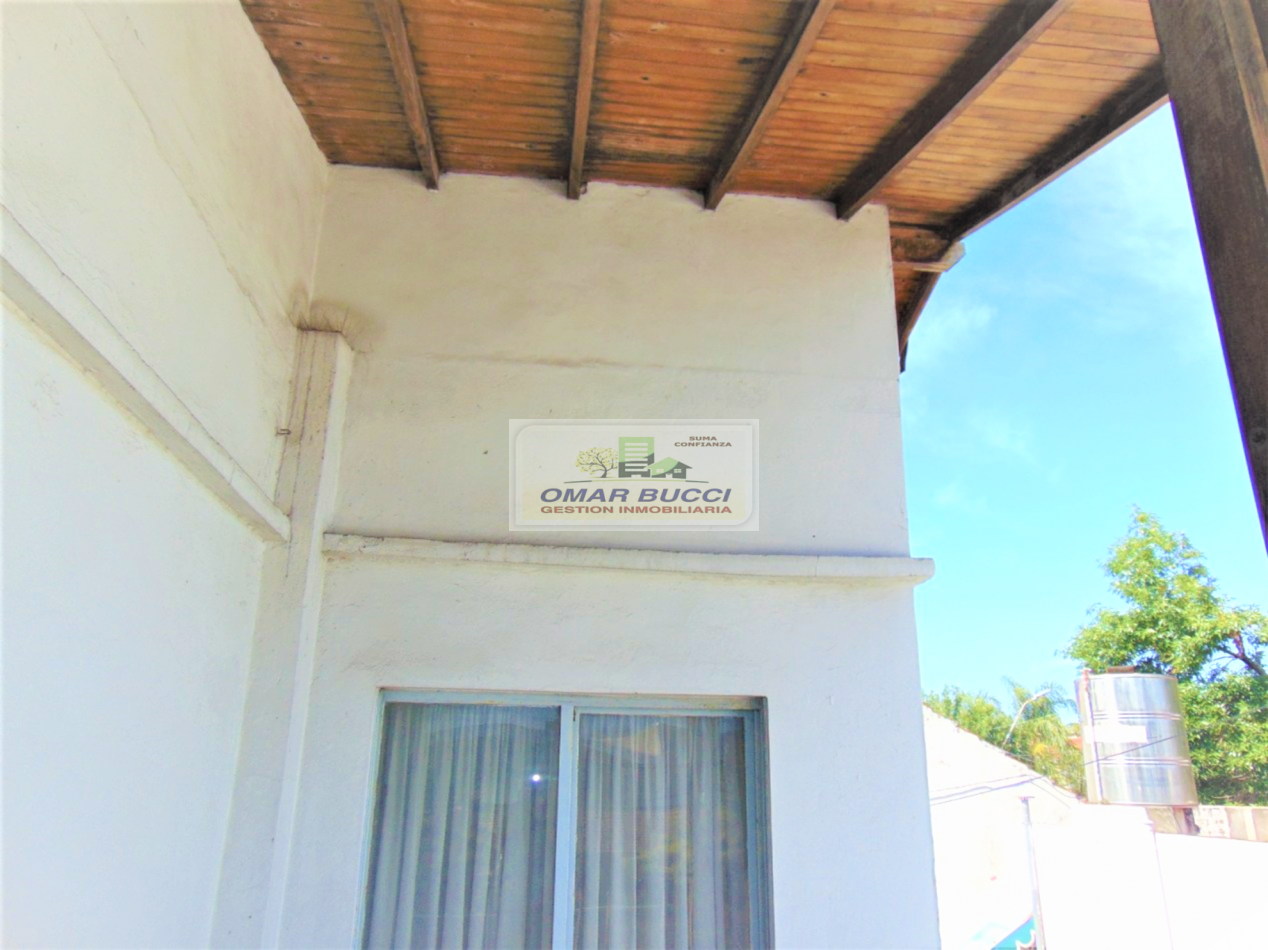 CASA EN PH 3 AMBIENTES AL FRENTE EN CASTELAR RETESADO!!!