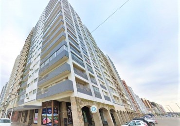 DEPARTAMENTO MUY ACOGEDOR DE DOS AMBIENTES AMPLIOS, EN INMEJORABLE UBICACION, ESCUCHA OFERTA! NECOCHEA