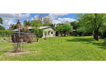 CASA QUINTA EN VENTA SOBRE LOTE DE 2250 M2 EN EL PARTIDO DE GENERAL RODRIGUEZ 