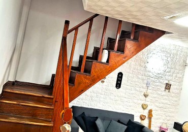 CASA DE 4 AMBIENTES  EN PH AL FRENTE EN SAN JUSTO RETASADA