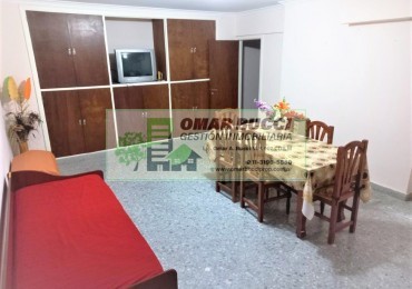 DEPARTAMENTO MUY ACOGEDOR DE DOS AMBIENTES AMPLIOS, EN INMEJORABLE UBICACION, EN LA CIUDAD DE NECOCHEA